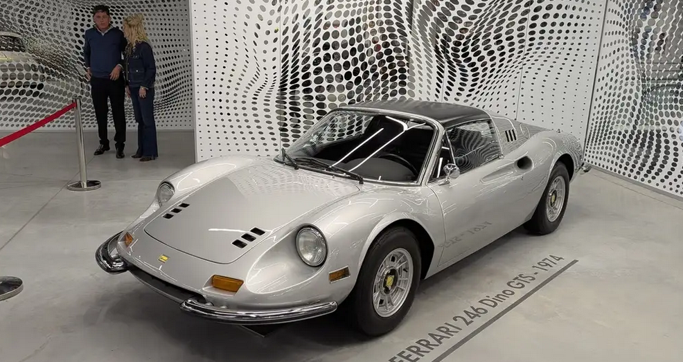 5 жовтня у Львові офіційно відкрив свої двері VIK CARS Museum — новий музей ретроавтомобілів.
