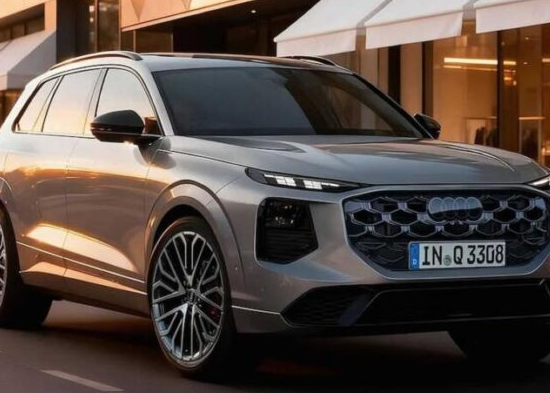 Кросовер Audi Q7 дебютував у 2005 році на виставці у Франкфурті, Німеччина