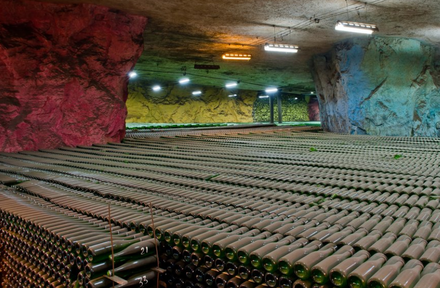 Ігристе з Бахмута: як Artwinery працює зараз і чи повернеться у рідне місто