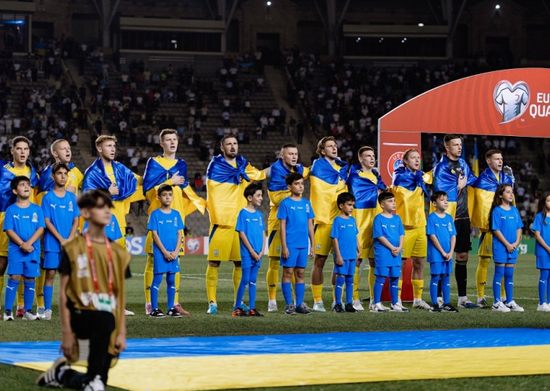 Збірна України розпочала підготовку до матчів проти Ісландії та Азербайджану у рамках відбору на чемпіонат світу 2026 року
