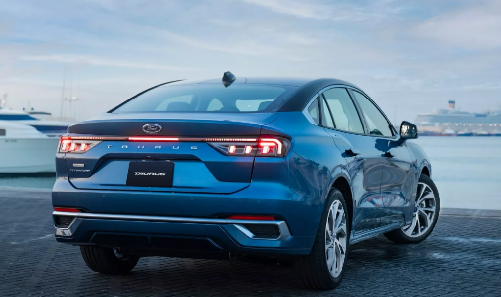 Оновлений Ford Taurus 2026: дизайн, технічні характеристики та гібридні опції
