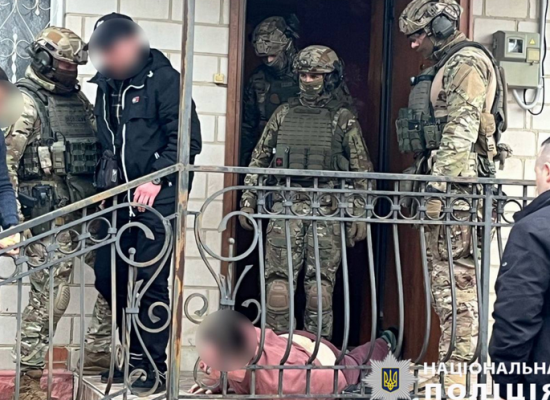 Олімпіадець із хімії пішов шляхом злочину: нарколабораторія у Вінниці та 9 років тюрми У Вінниці суд визнав винним 27-річного чоловіка, який організував потужну нарколабораторію та налагодив збут психотропних речовин у великих обсягах