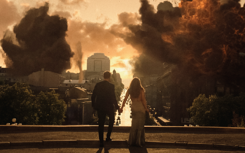 29 жовтня у Києві, в рамках кінофестивалю "Молодість", відбудеться прем'єра нового фільму "Наш дім у вогні"