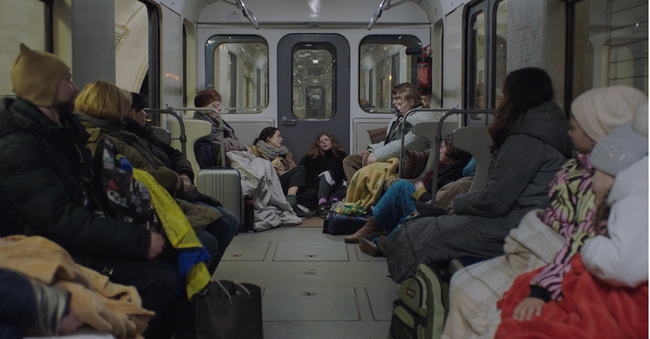 Прем'єра фільму "Наш дім у вогні" у Києві: актори, сюжет і міжнародна команда