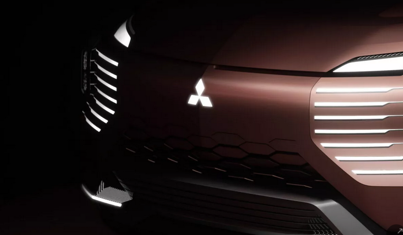 Mitsubishi Elevance — гібридний SUV із лаунж-інтер’єром і розкішним причепом для подорожей