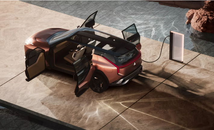 Mitsubishi Elevance — гібридний SUV із лаунж-інтер’єром і розкішним причепом для подорожей