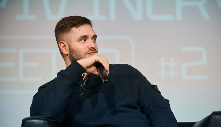У Оболонському районі столиці правоохоронці виявили тіло чоловіка в салоні автомобіля Lamborghini Urus.