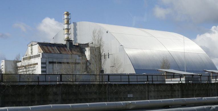 Внаслідок атаки російських військ на електропідстанцію у Славутичі Чорнобильська атомна електростанція опинилася без зовнішнього живлення