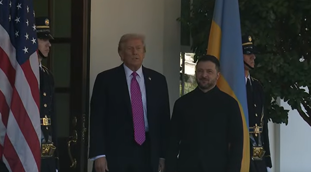 Президент України Володимир Зеленський офіційно прибув до Білого дому, де відбудеться зустріч із президентом США Дональдом Трампом